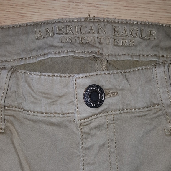 American Eagle Khaki Jeggings - Picture 2 of 4